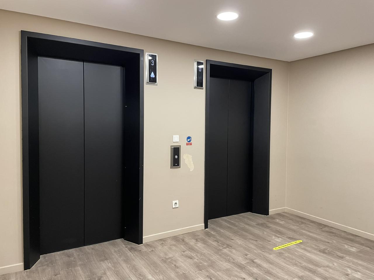 Bureau Paris 1986m² Location bureau Paris OLBUR2314634 3